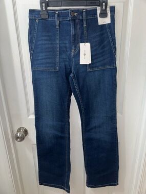 NWT Calvin Klein Jeans Repreve High Rise Bootcut Jeans 10/30